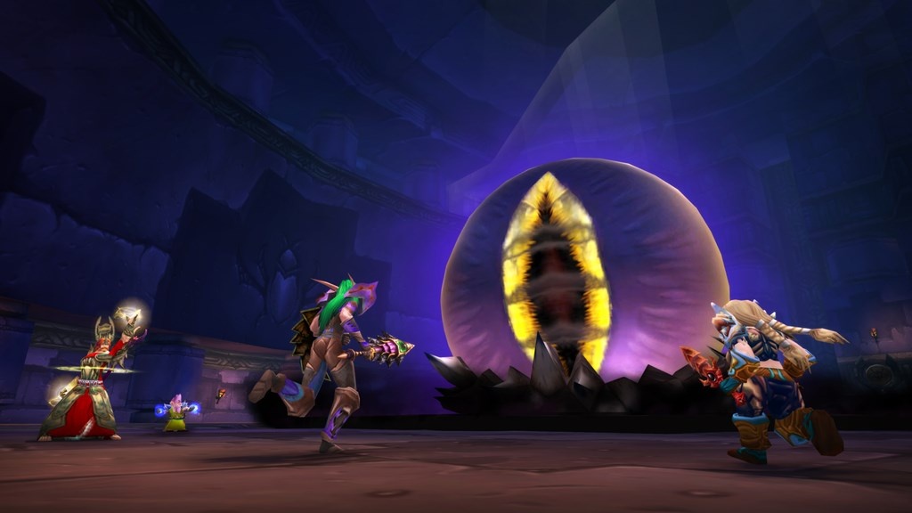 Raid group confronting C'Thun in Ahn'Qiraj
